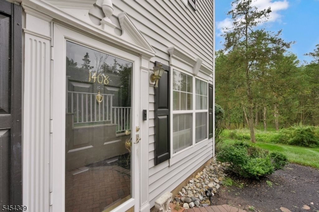 1408 Magnolia Ln, Branchburg Twp., NJ 08876 — photo 2