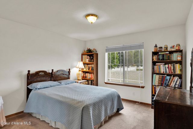 1103 N Tubsgate CT, Post Falls, ID 83854