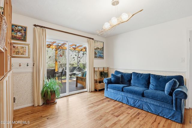 523 S Cooks Bridge Road, Jackson, NJ 08527