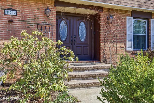 523 S Cooks Bridge Road, Jackson, NJ 08527