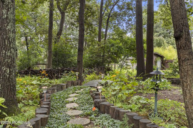 523 S Cooks Bridge Road, Jackson, NJ 08527