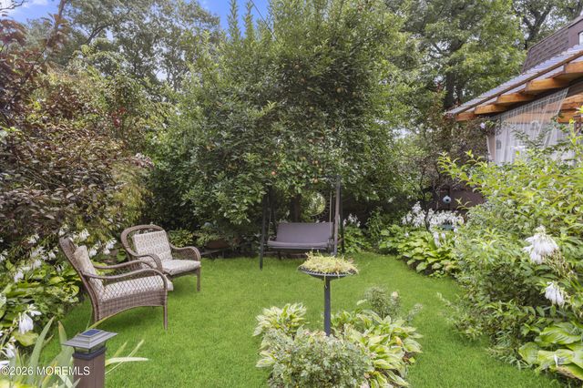 523 S Cooks Bridge Road, Jackson, NJ 08527