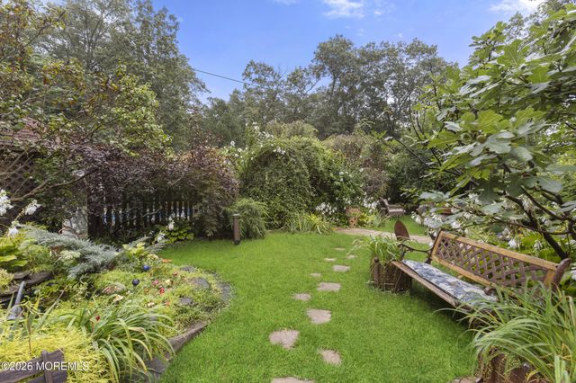 523 S Cooks Bridge Road, Jackson, NJ 08527