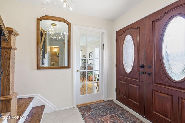 523 S Cooks Bridge Road, Jackson, NJ 08527