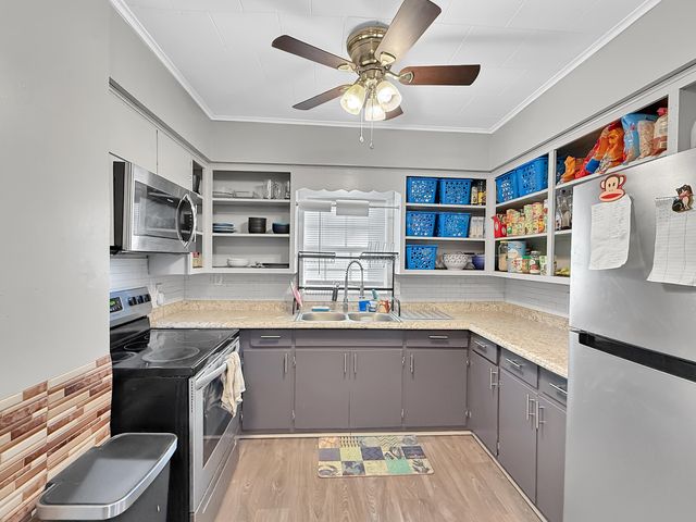 1486 County Road 357, Thayer, MO 65791