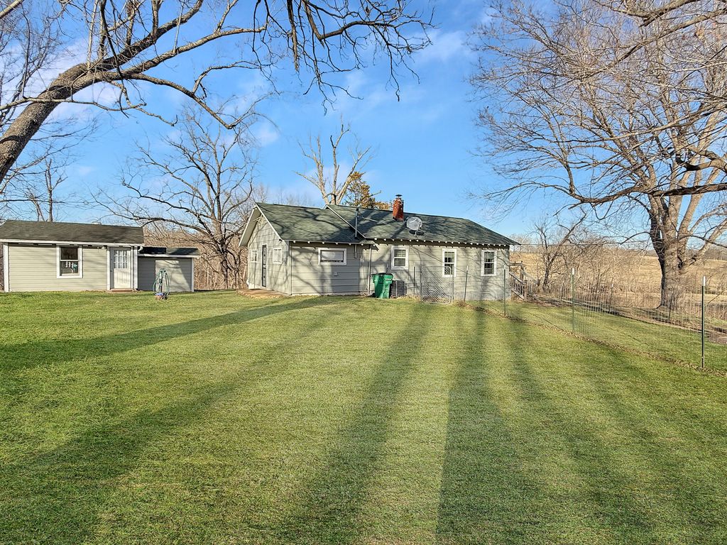 1486 County Road 357, Thayer, MO 65791