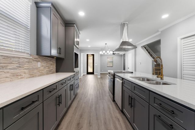 1357 City Park Avenue, Columbus, OH 43207