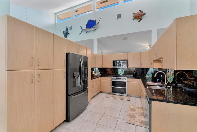 11240 SW 1st Street, Coral Springs, FL 33071