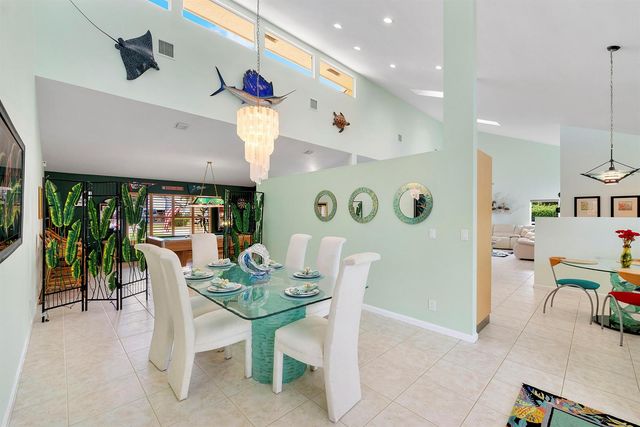 11240 SW 1st Street, Coral Springs, FL 33071