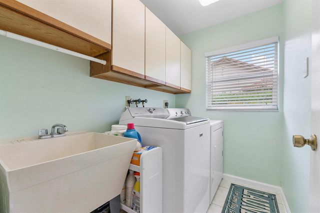 11240 SW 1st Street, Coral Springs, FL 33071