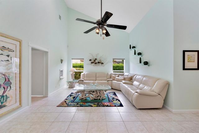 11240 SW 1st Street, Coral Springs, FL 33071