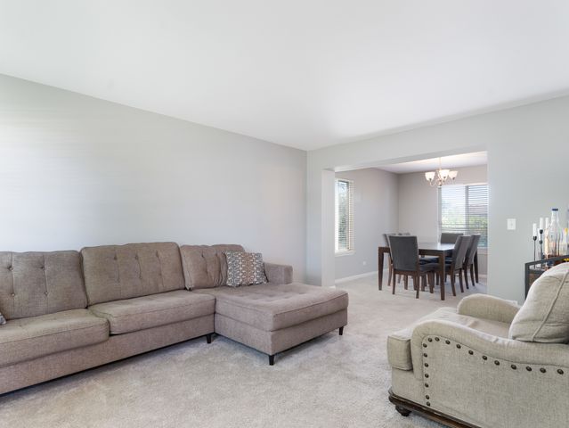 3616 Hoffman Street, Plano, IL 60545