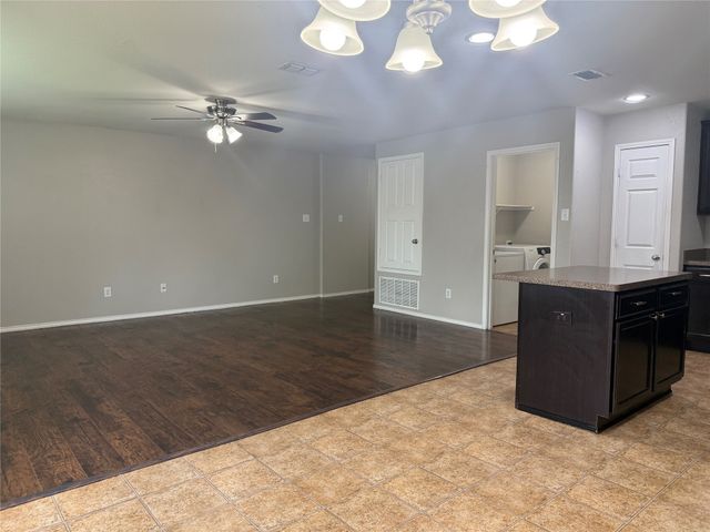 1804 Gayla Creek Drive, Little Elm, TX 75068