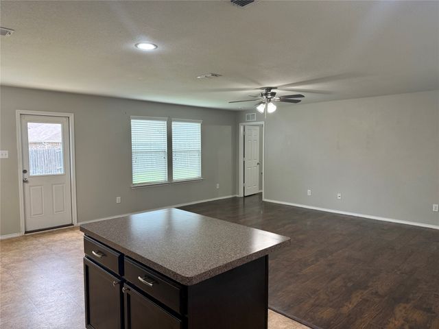 1804 Gayla Creek Drive, Little Elm, TX 75068