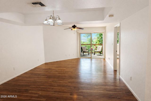 9275 E MISSION Lane 211, Scottsdale, AZ 85258