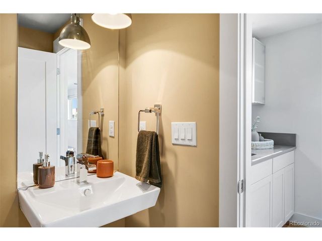 3431 Navajo St, Denver, CO 80211