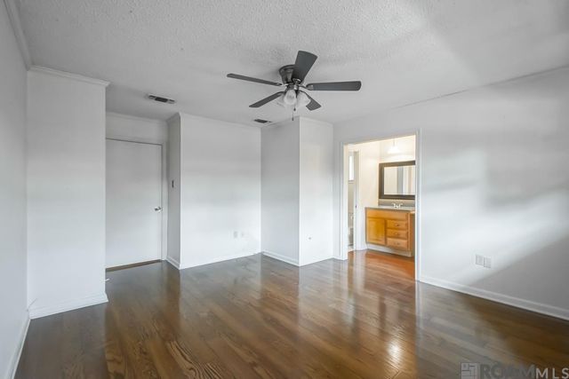5241 Timber Cove St, Baton Rouge, LA 70808