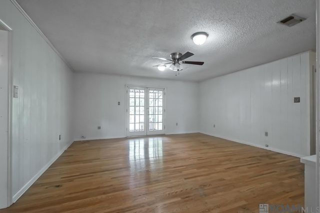 5241 Timber Cove St, Baton Rouge, LA 70808