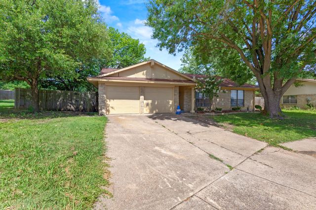 2508 Carriage Place, Arlington, TX 76014