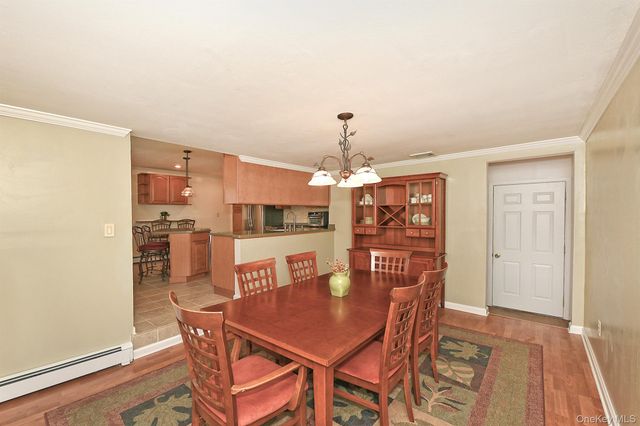 534 Hyman Avenue, West Islip, NY 11795