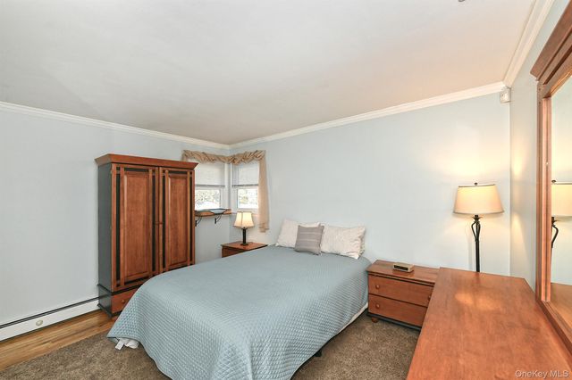 534 Hyman Avenue, West Islip, NY 11795