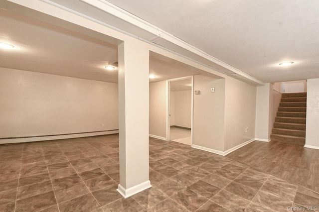 534 Hyman Avenue, West Islip, NY 11795