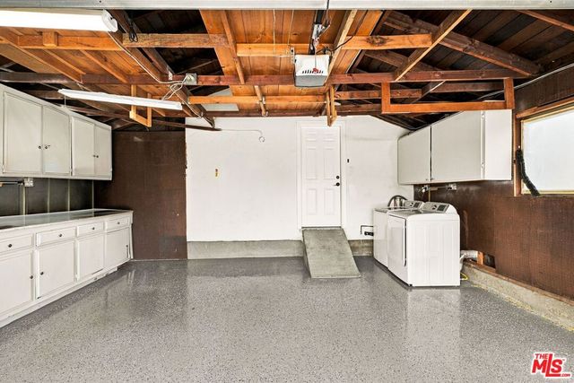 12319 Telechron Avenue, Whittier, CA 90605