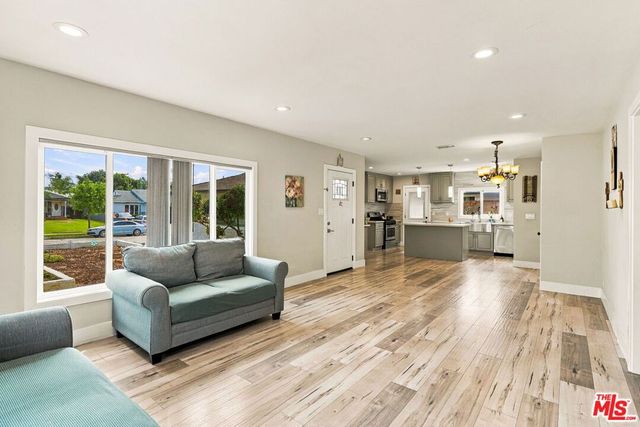12319 Telechron Avenue, Whittier, CA 90605