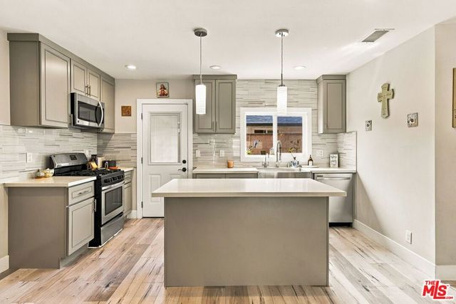 12319 Telechron Avenue, Whittier, CA 90605