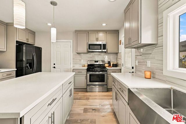 12319 Telechron Avenue, Whittier, CA 90605