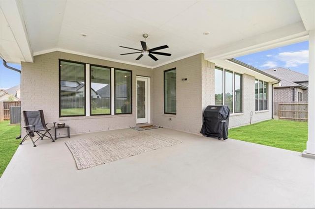 24915 Heather Glade Trail, Tomball, TX 77375