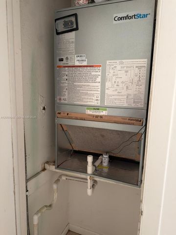 9108 SW 137th Ter 16-3, Miami, FL 33176