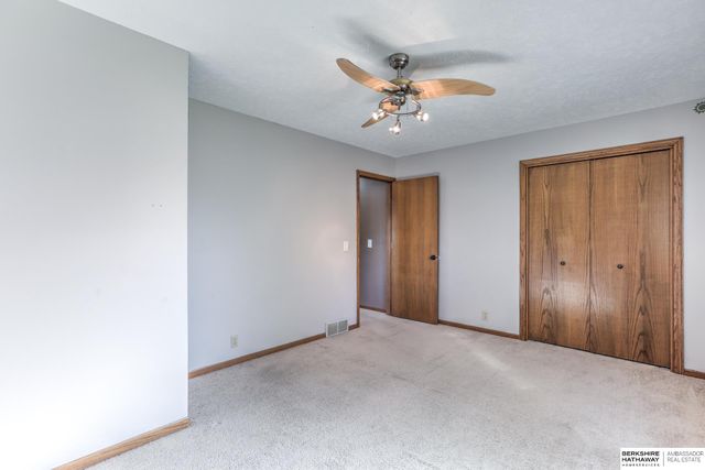 15041 Patterson Circle, Omaha, NE 68137