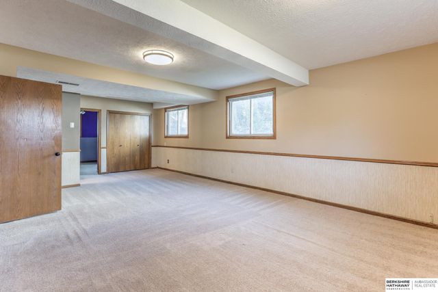 15041 Patterson Circle, Omaha, NE 68137