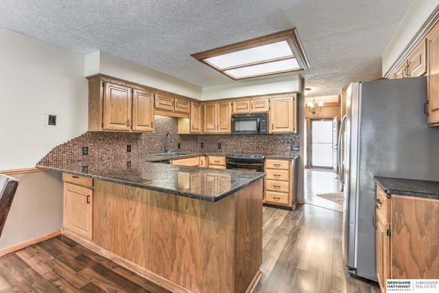 15041 Patterson Circle, Omaha, NE 68137