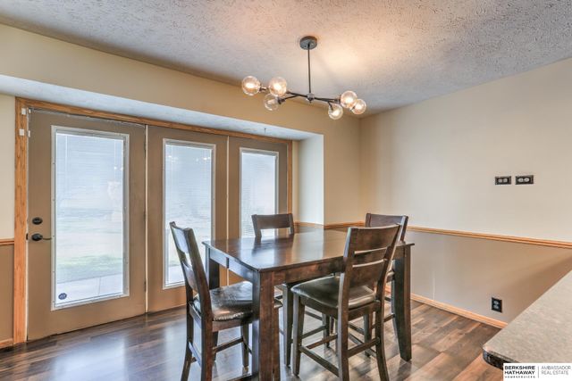 15041 Patterson Circle, Omaha, NE 68137