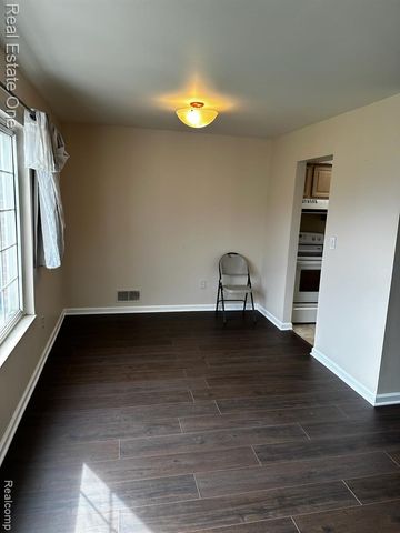 780 E Fox Hills Drive, Bloomfield Hills, MI 48304