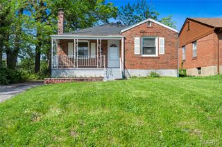 8 Jendale Court, St Louis, MO 63136