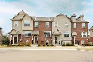 2817 Hartwick Drive, Rochester Hills, MI 48307