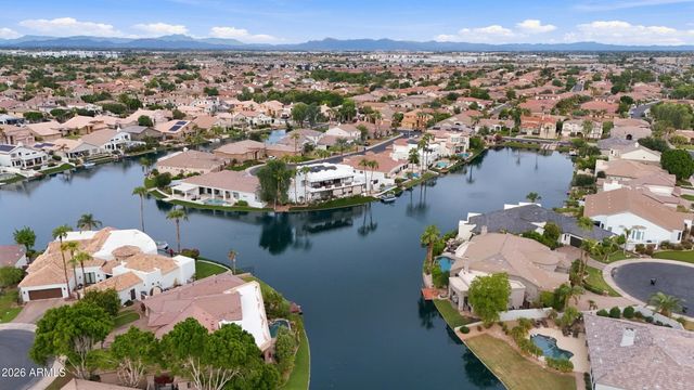 751 W AZALEA Drive, Chandler, AZ 85248