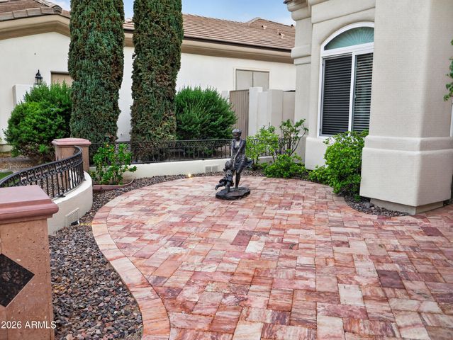 751 W AZALEA Drive, Chandler, AZ 85248
