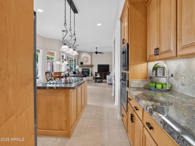751 W AZALEA Drive, Chandler, AZ 85248