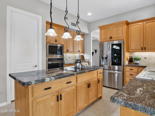 751 W AZALEA Drive, Chandler, AZ 85248