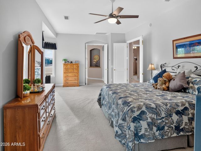 751 W AZALEA Drive, Chandler, AZ 85248