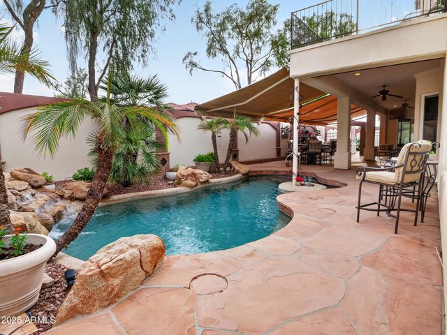 751 W AZALEA Drive, Chandler, AZ 85248
