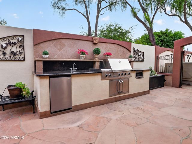 751 W AZALEA Drive, Chandler, AZ 85248