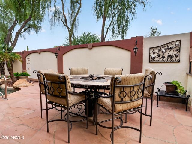 751 W AZALEA Drive, Chandler, AZ 85248
