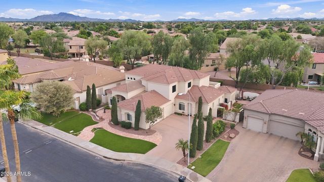 751 W AZALEA Drive, Chandler, AZ 85248