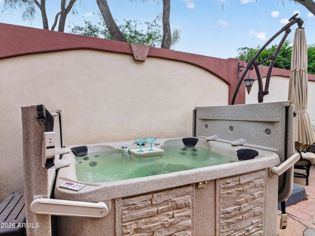 751 W AZALEA Drive, Chandler, AZ 85248
