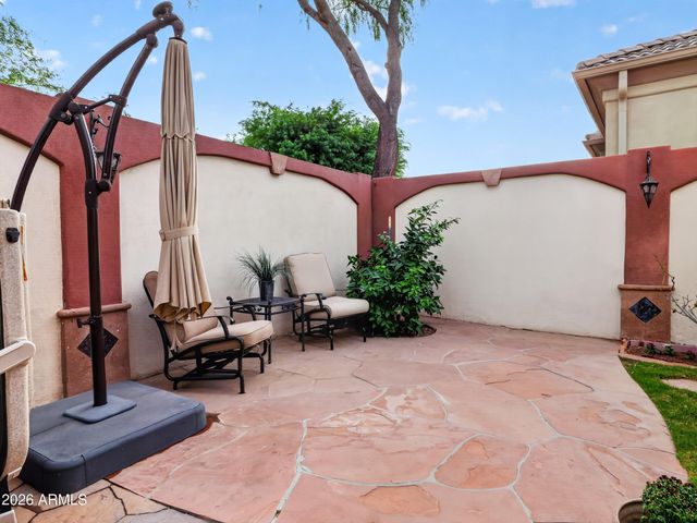 751 W AZALEA Drive, Chandler, AZ 85248